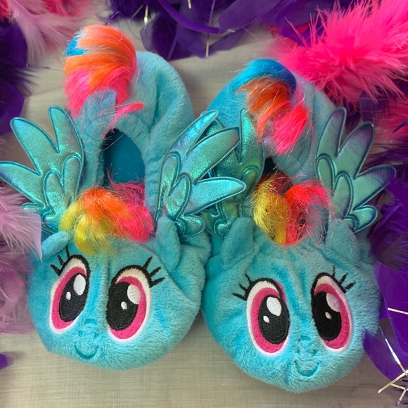 rainbow dash slippers